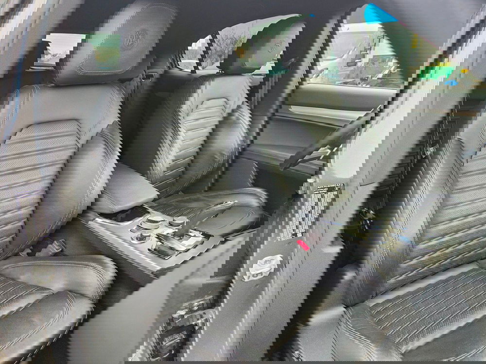 Alfa Romeo Stelvio usata a Torino (15)