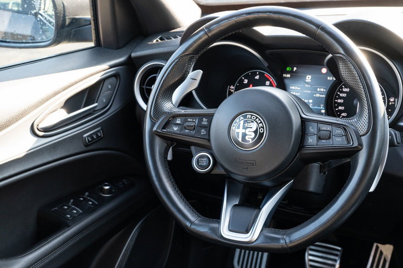 Alfa Romeo Stelvio usata a Torino (20)