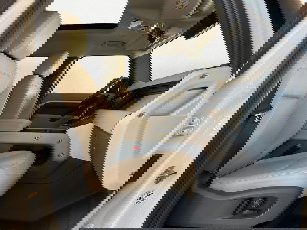 Land Rover Defender usata a Perugia (3)