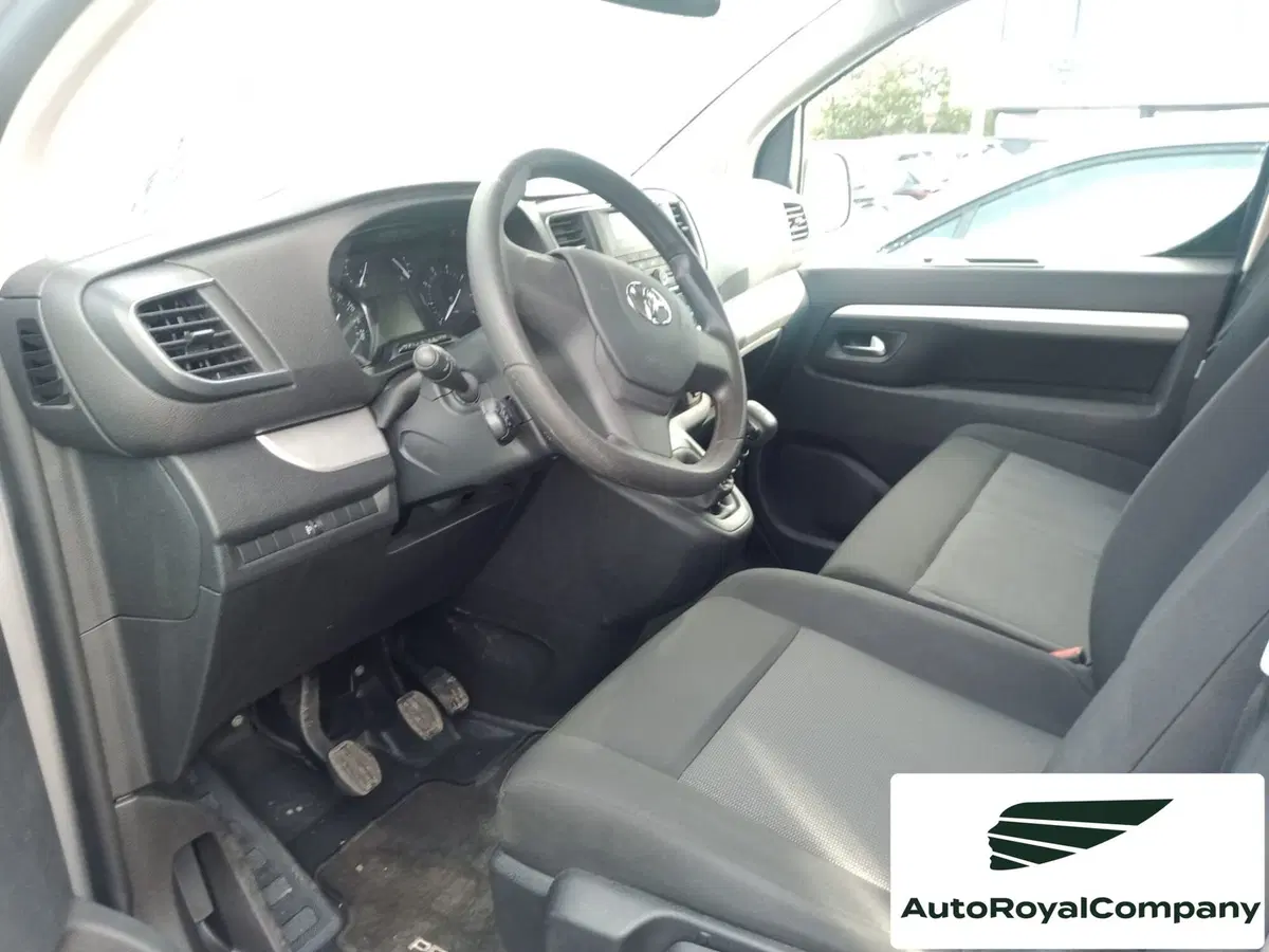 Toyota Proace Verso usata a Roma (3)