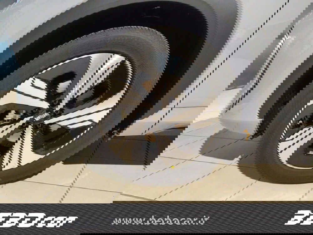 Geely EX5 nuova a Torino (11)