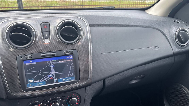 Dacia Sandero usata a Padova (11)