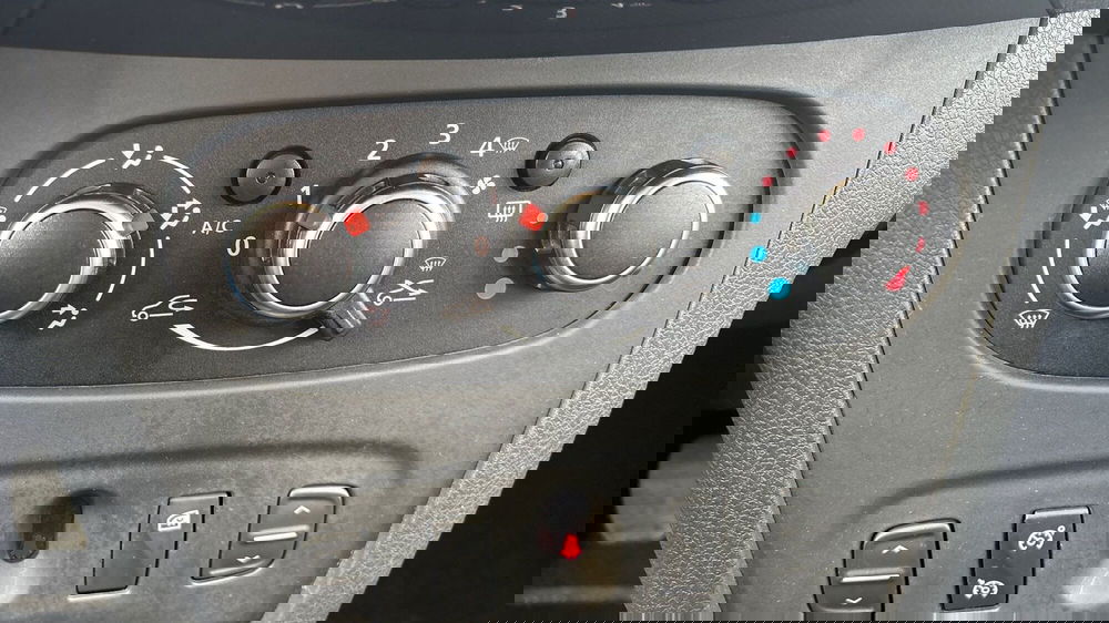 Dacia Sandero usata a Padova (14)