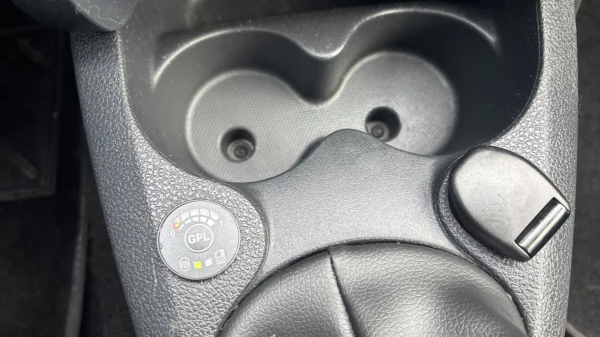 Dacia Sandero usata a Padova (16)