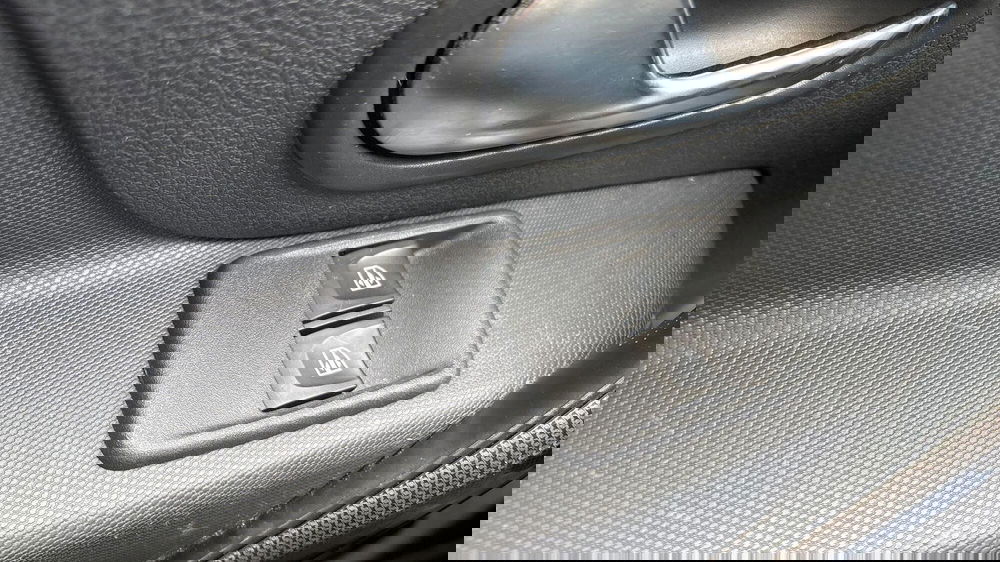 Dacia Sandero usata a Padova (17)