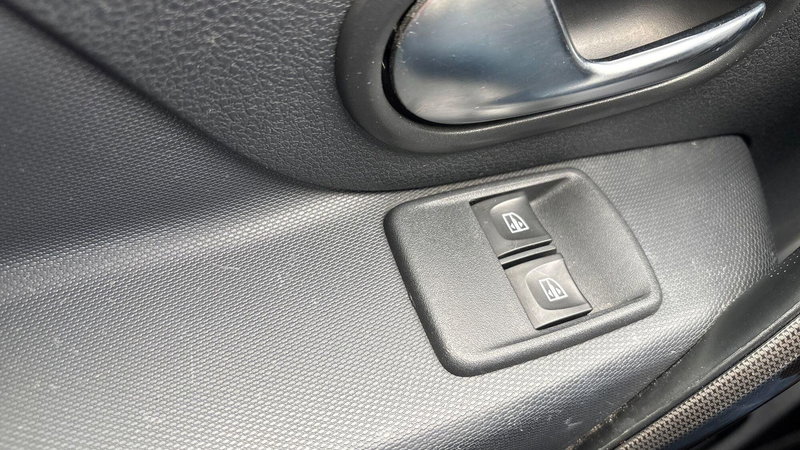 Dacia Sandero usata a Padova (17)