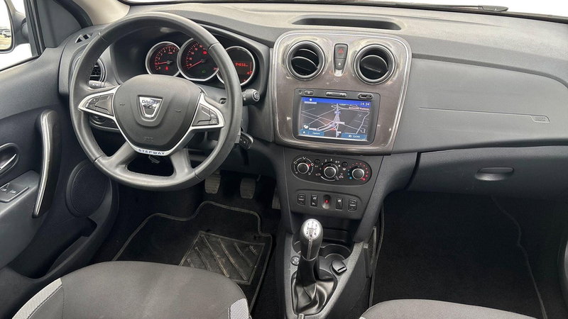 Dacia Sandero usata a Padova (9)