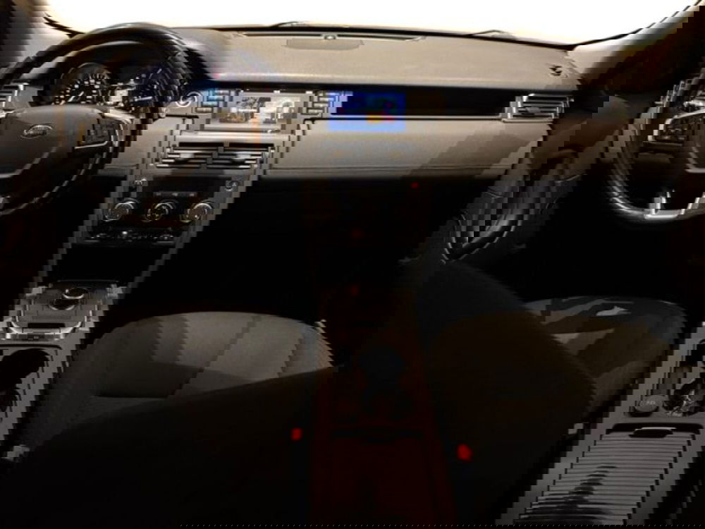 Land Rover Discovery Sport usata a Livorno (11)