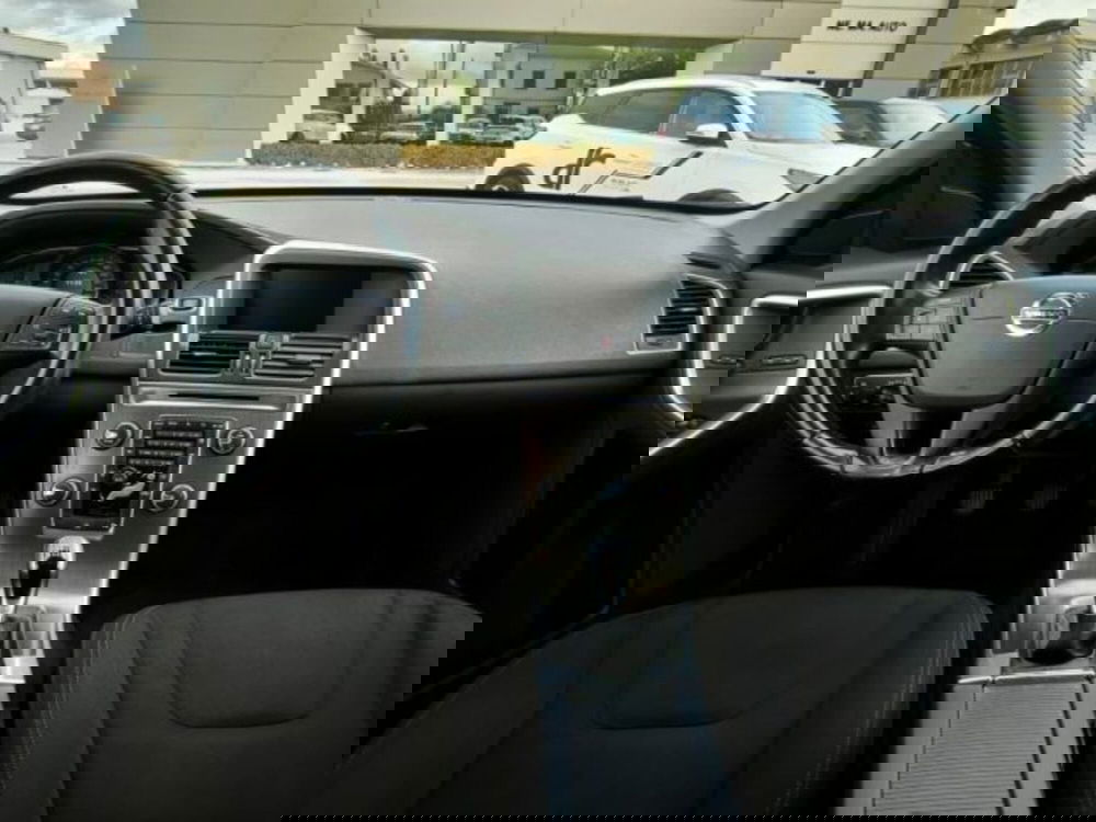 Volvo XC60 usata a Livorno (4)