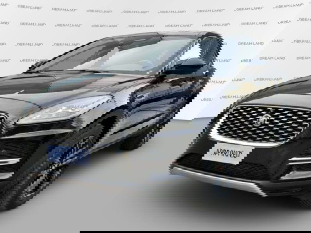 Jaguar E-Pace usata a Livorno (11)