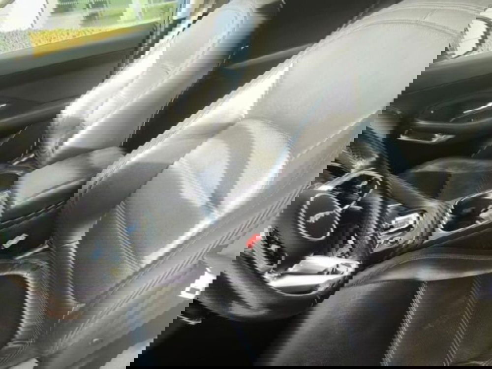Jaguar E-Pace usata a Livorno (6)