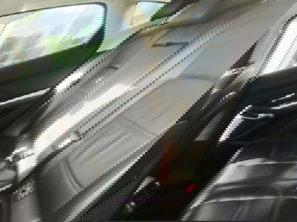 Jaguar E-Pace usata a Livorno (9)