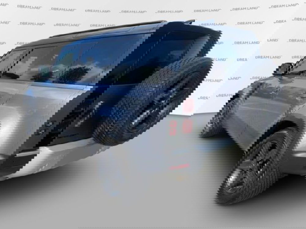 Land Rover Defender usata a Livorno (2)