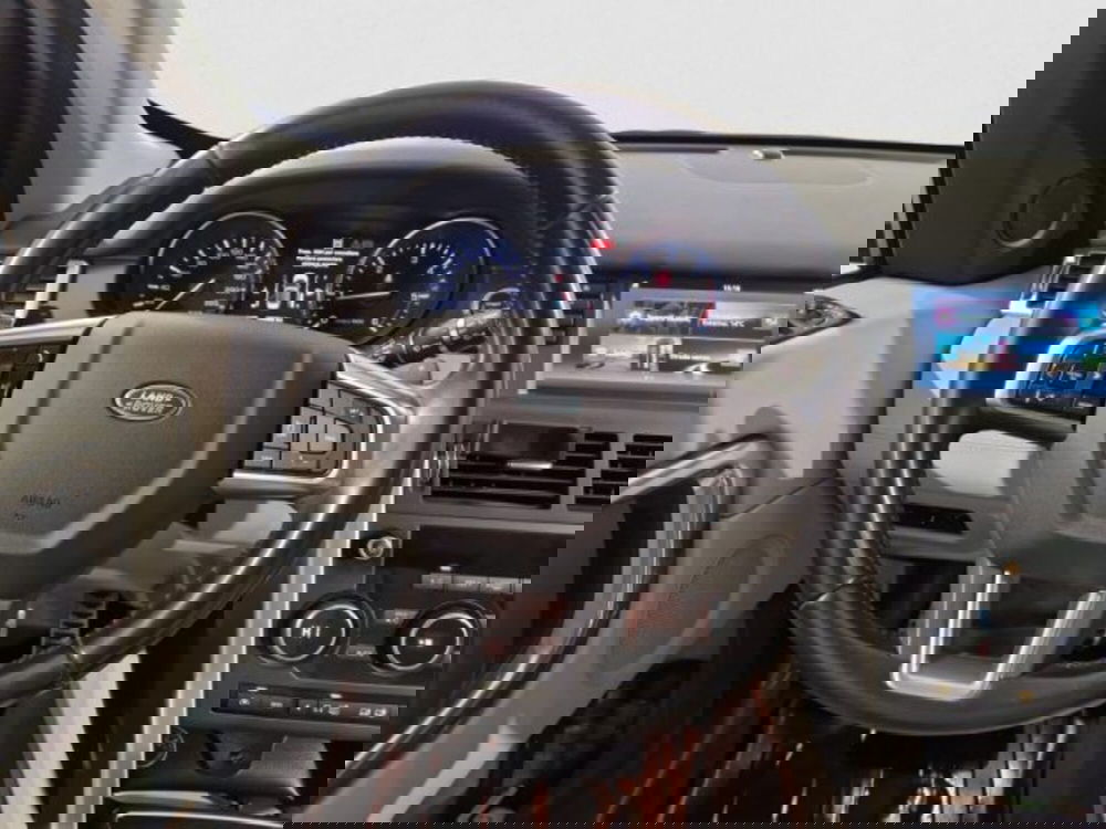 Land Rover Discovery Sport usata a Livorno (16)