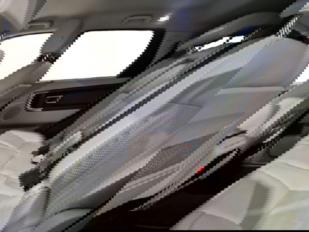 Land Rover Discovery Sport usata a Livorno (18)