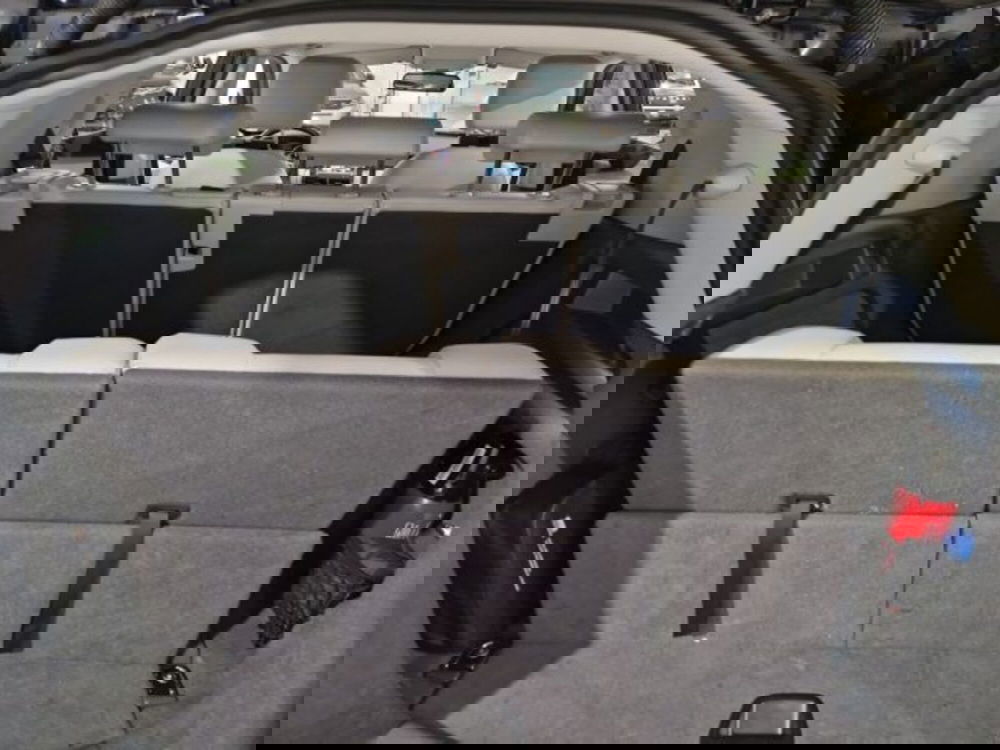 Land Rover Discovery Sport usata a Livorno (9)