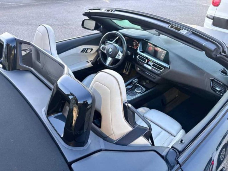 BMW Z4 Cabrio usata a Caltanissetta (16)