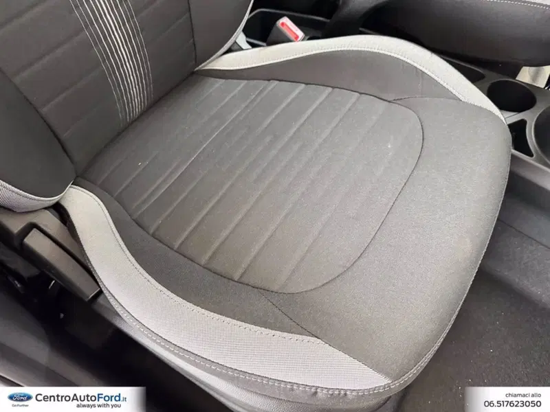 Hyundai i10 nuova a Roma (8)