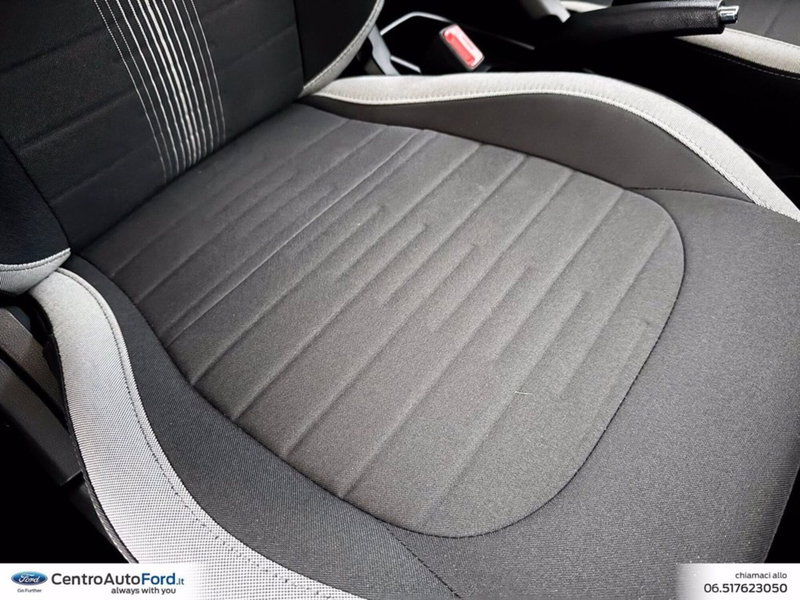 Hyundai i10 nuova a Roma (8)