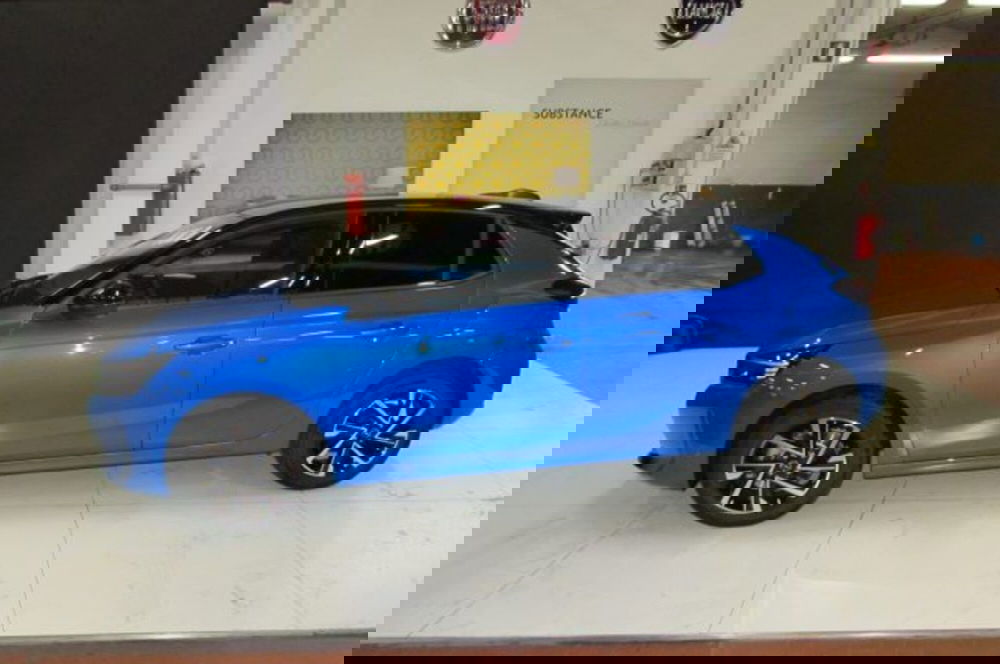 Opel Corsa nuova a Milano (4)