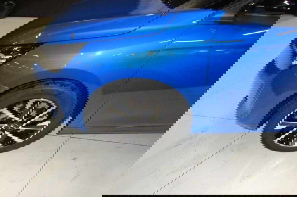 Opel Corsa nuova a Milano (5)