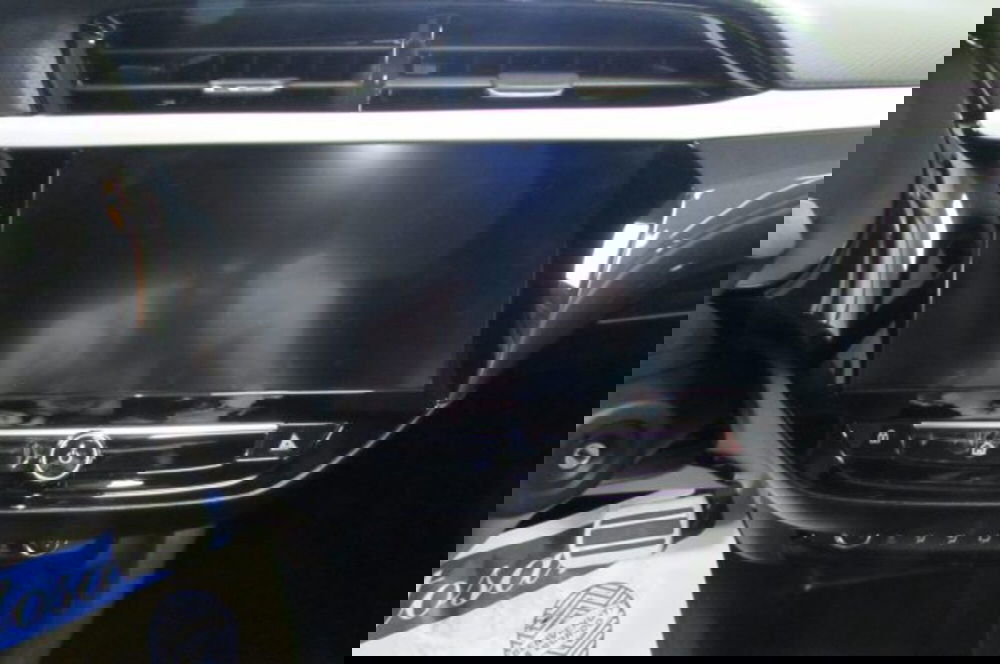 Opel Corsa nuova a Milano (9)