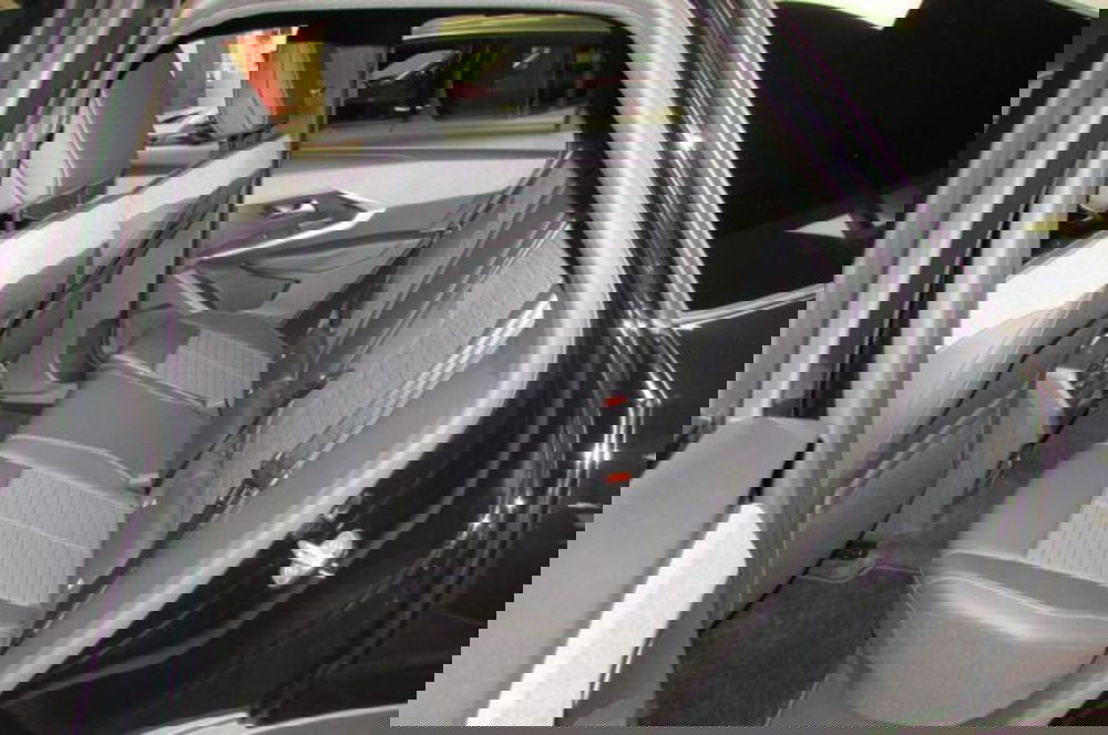 Peugeot 3008 usata a Milano (13)