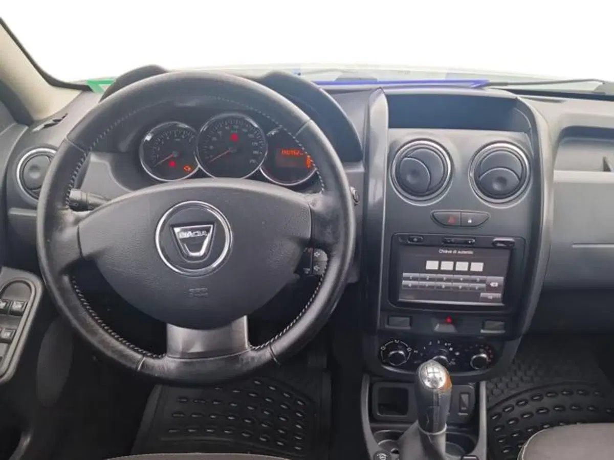 Dacia Duster usata a Salerno (10)
