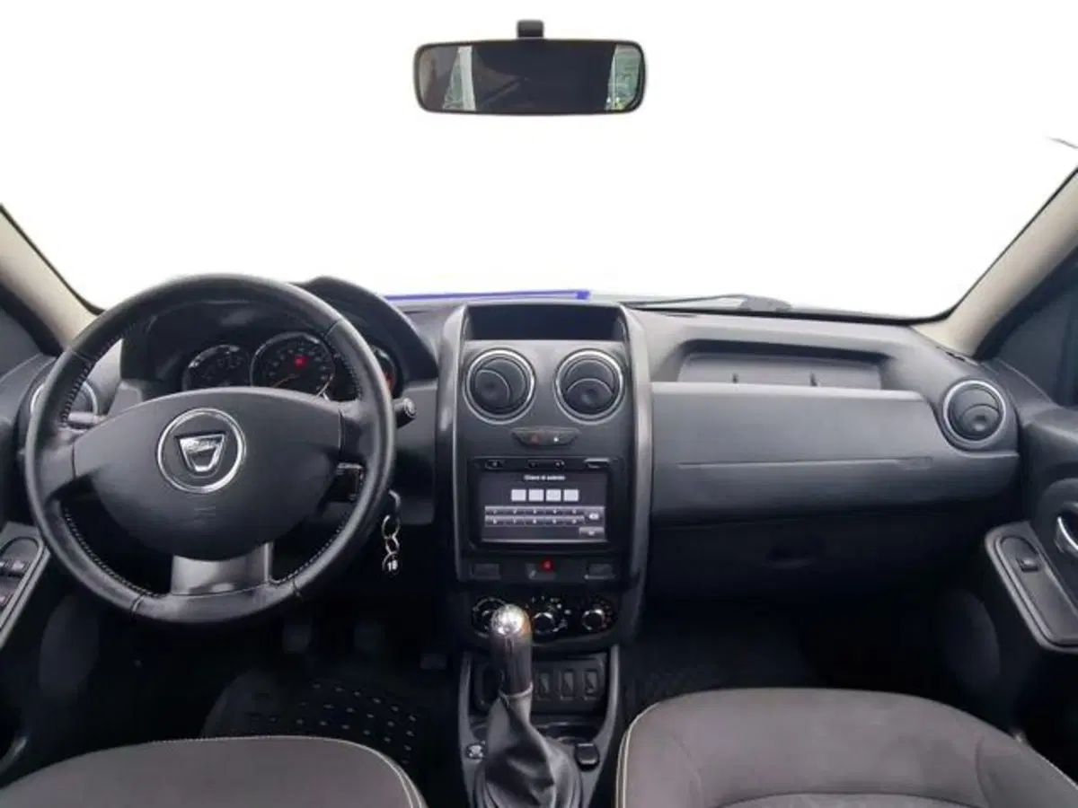 Dacia Duster usata a Salerno (12)