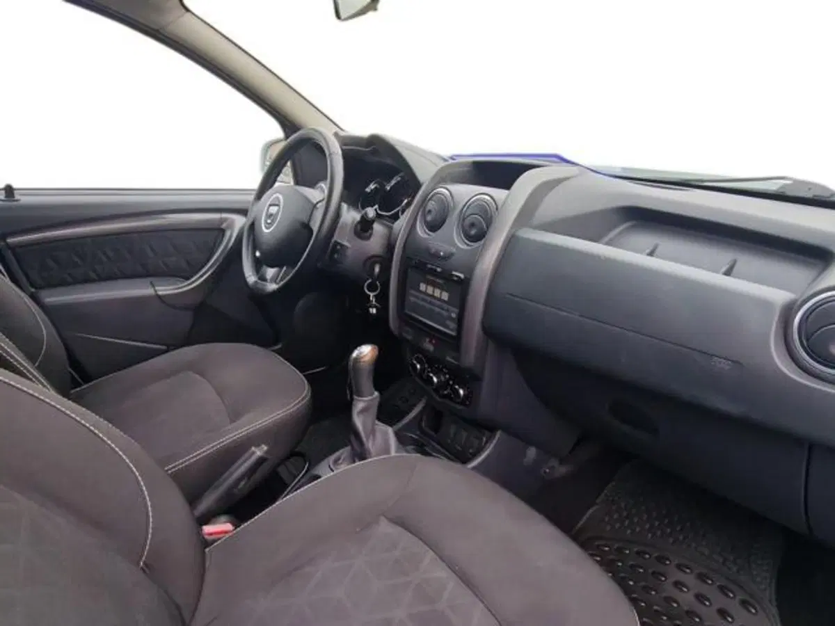 Dacia Duster usata a Salerno (13)