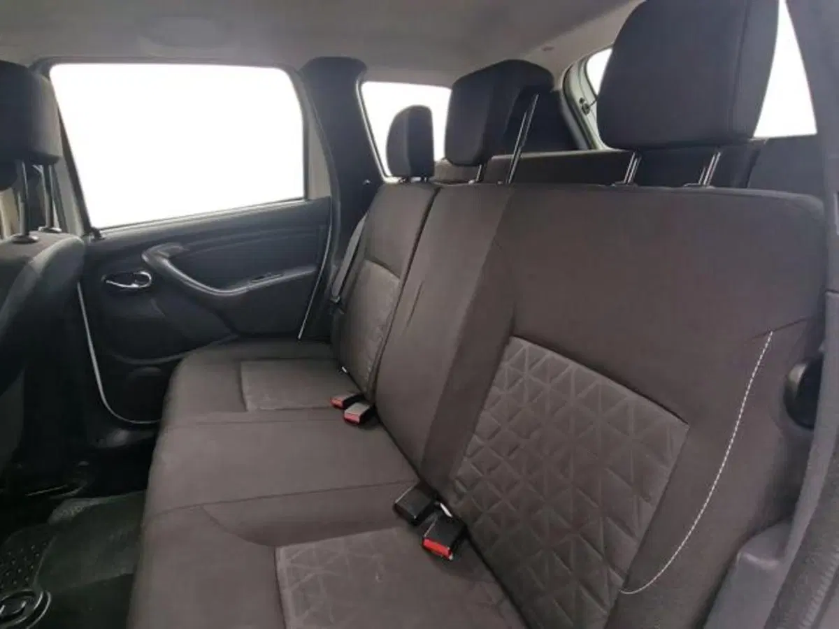 Dacia Duster usata a Salerno (15)