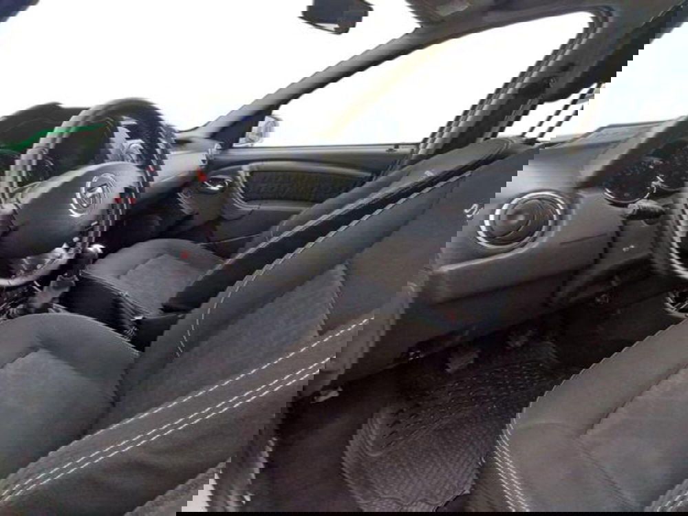 Dacia Duster usata a Salerno (9)