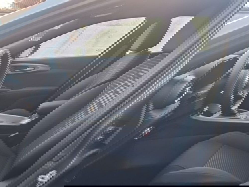 Alfa Romeo Tonale nuova a Monza e Brianza (11)