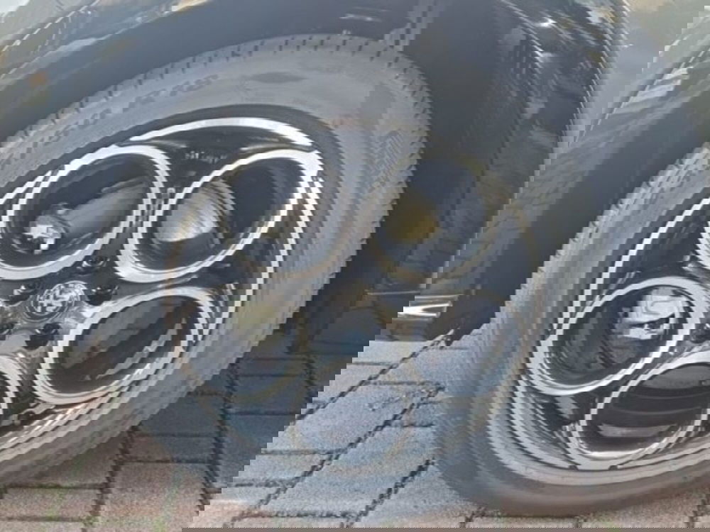 Alfa Romeo Tonale nuova a Monza e Brianza (13)