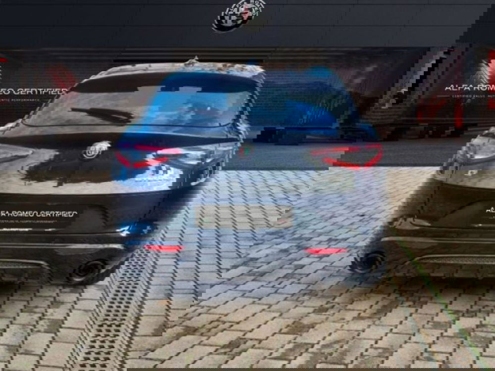 Alfa Romeo Stelvio usata a Monza e Brianza (5)