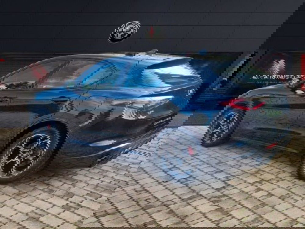 Alfa Romeo Stelvio usata a Monza e Brianza (7)