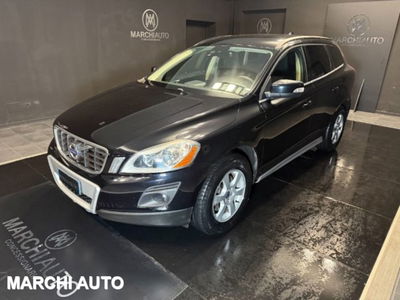 Volvo XC60 D5 AWD Geartronic Momentum del 2010 usata a Bastia Umbra