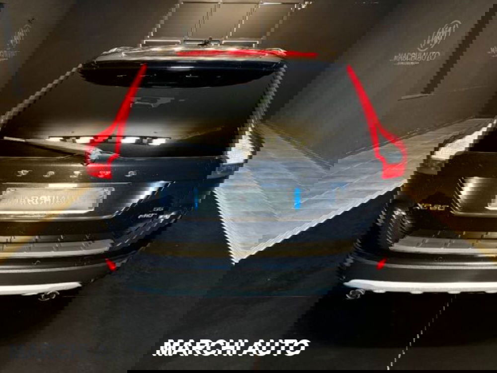 Volvo XC60 usata a Perugia (6)