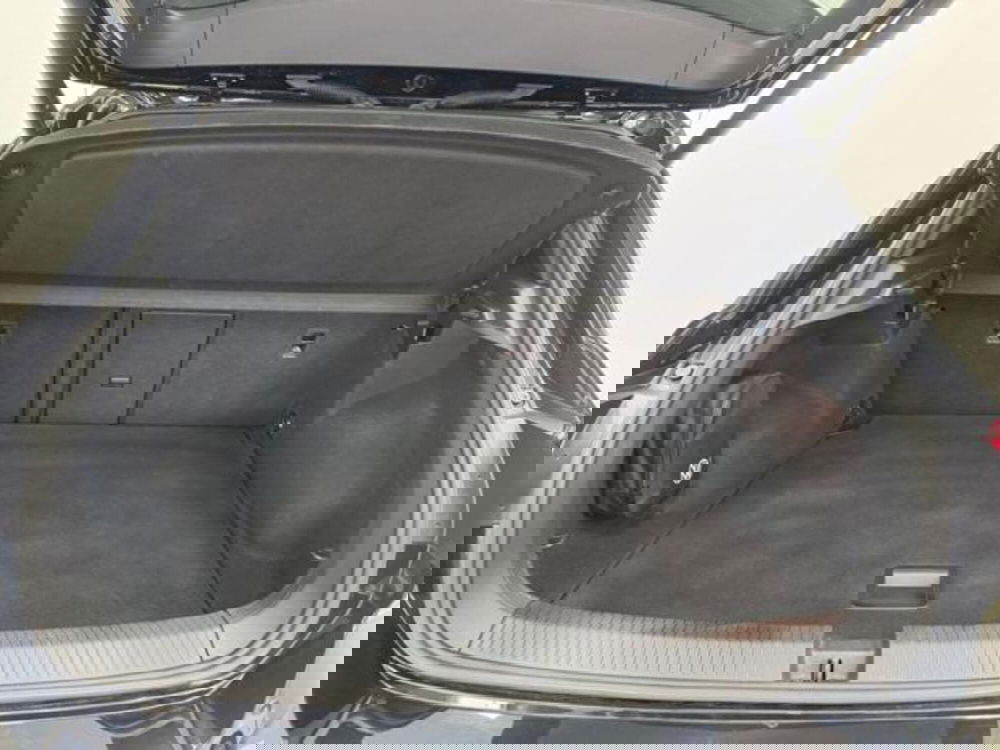 Volkswagen T-Roc usata a Como (18)