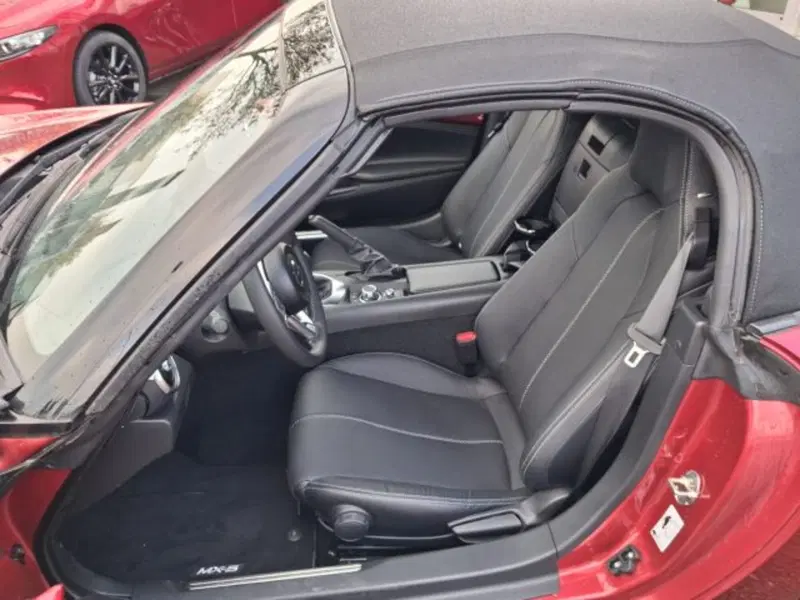 Mazda MX-5 nuova a Bologna (16)