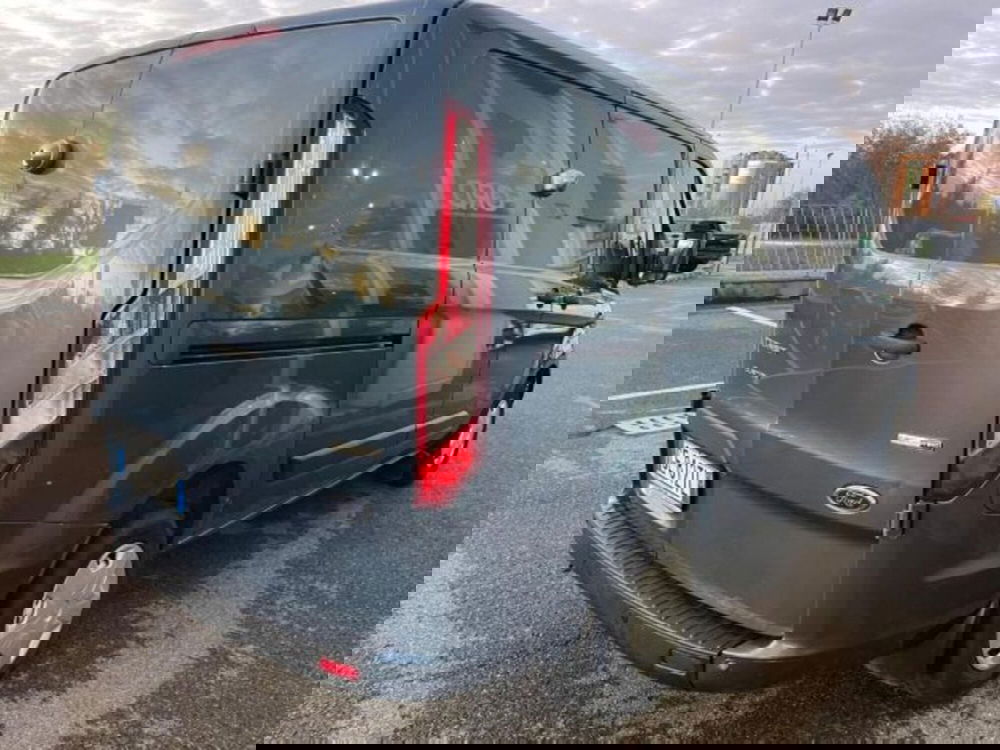 Ford Transit Custom Furgone usata a Bologna (4)