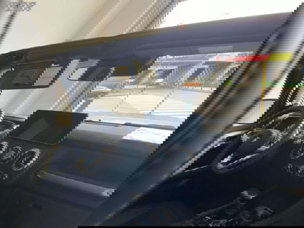 ICH-X K2 nuova a Milano (11)