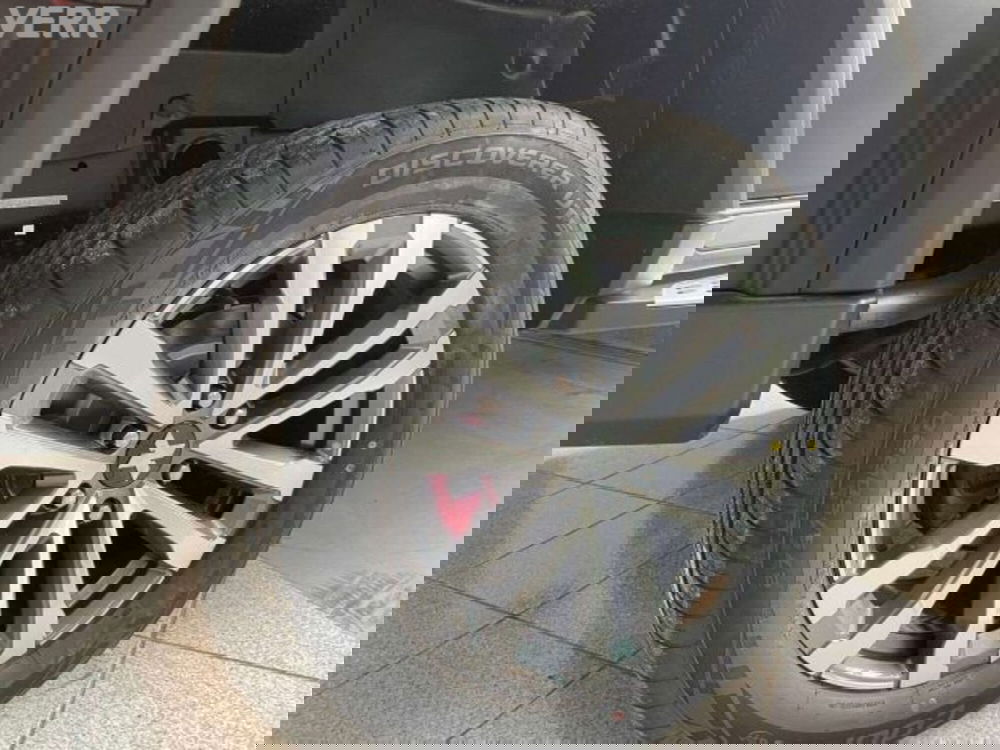 ICH-X K2 nuova a Milano (15)