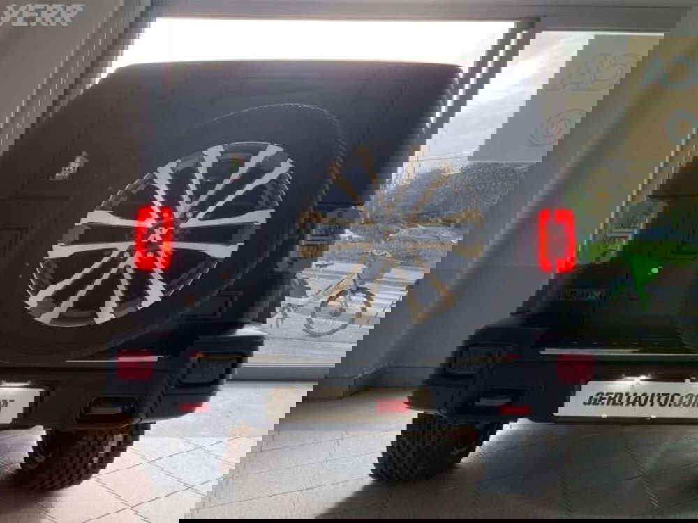 ICH-X K2 nuova a Milano (7)