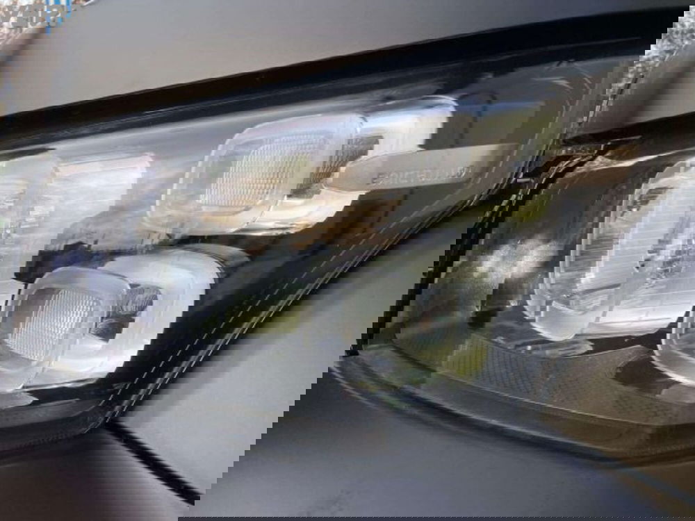 ICH-X K2 nuova a Milano (8)