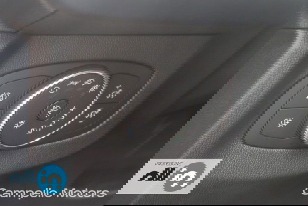 Ford Tourneo Courier usata a Venezia (16)