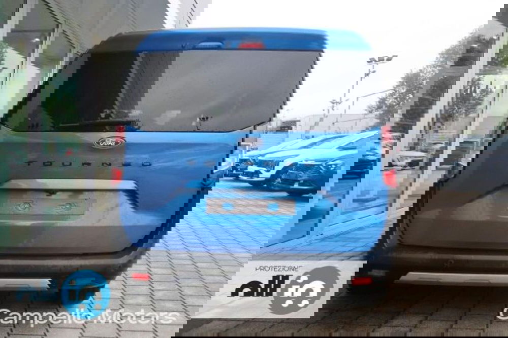 Ford Tourneo Courier usata a Venezia (4)