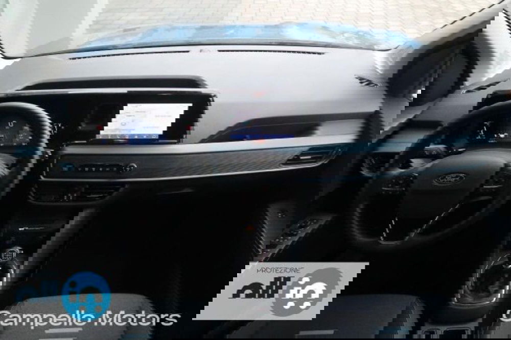 Ford Tourneo Courier usata a Venezia (7)