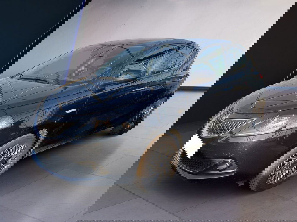 Lancia Ypsilon usata a Torino (2)