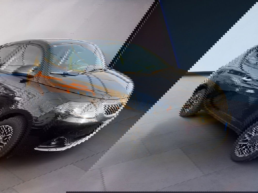 Lancia Ypsilon usata a Torino (3)